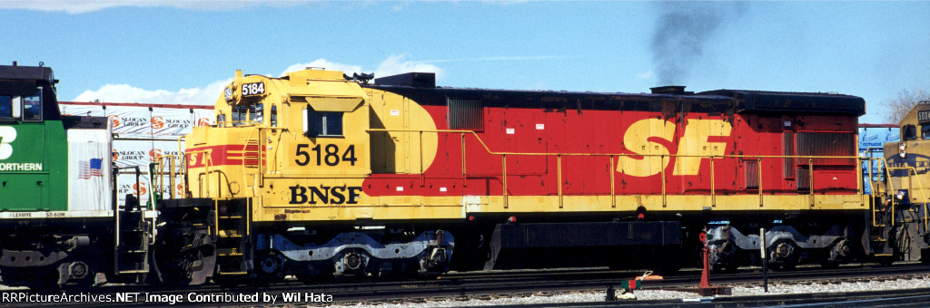 BNSF C30-7 5184